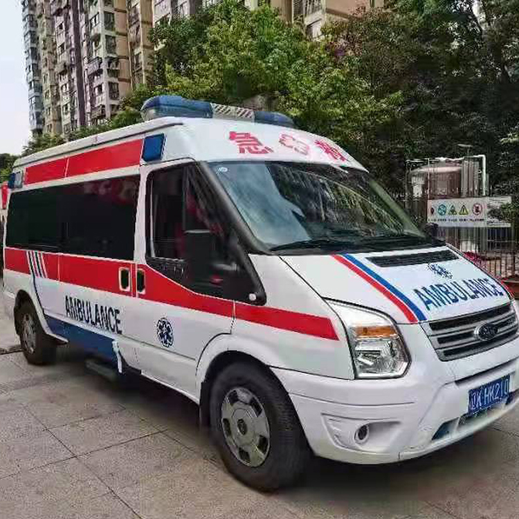 昭化长途救护车护送病人返乡